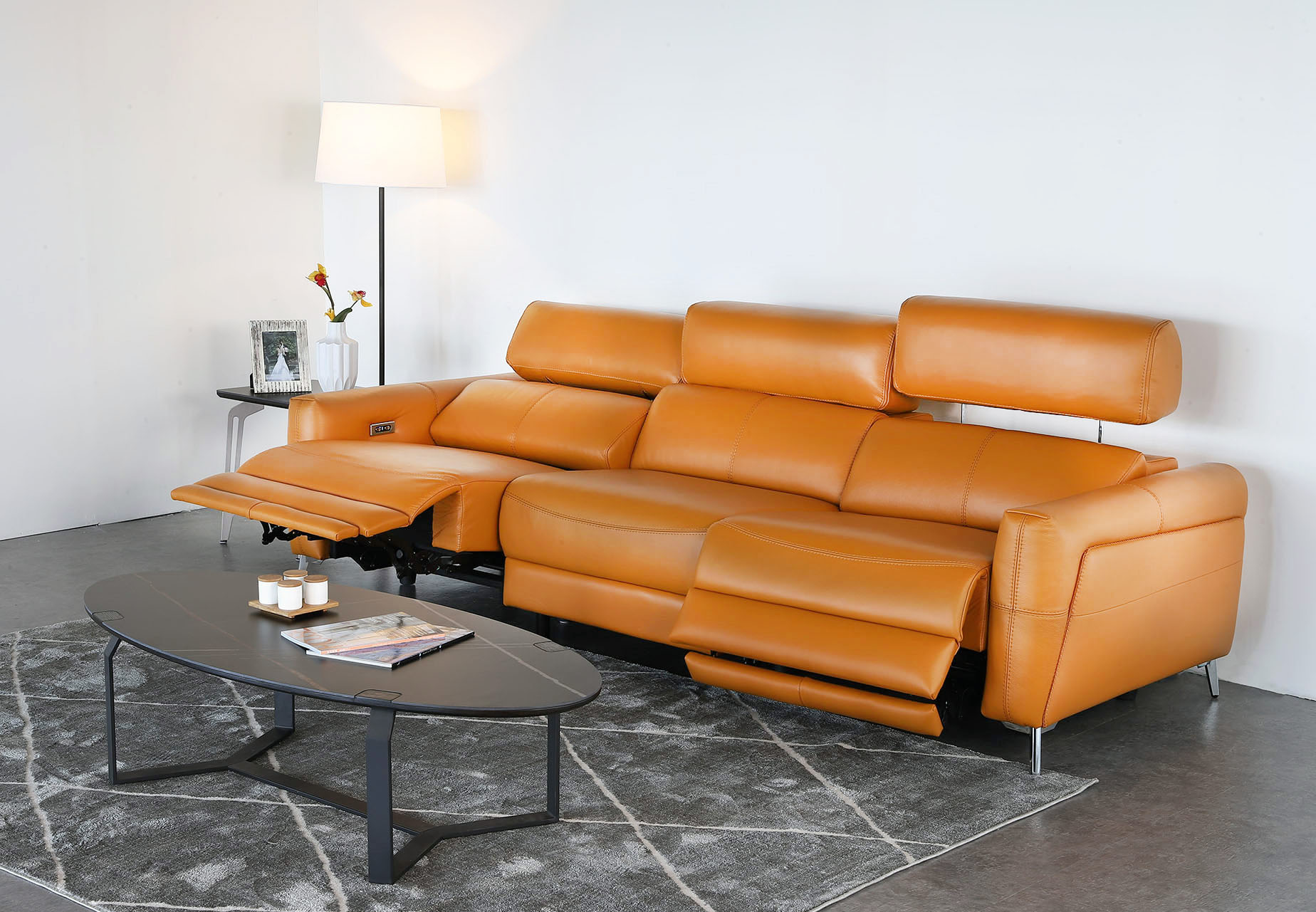 沙發大師｜Louie路易全牛皮電動沙發｜沙發大師